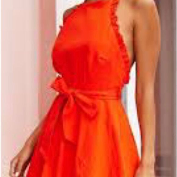 Beautiful Halter Dress NEW - Picture 1 of 7